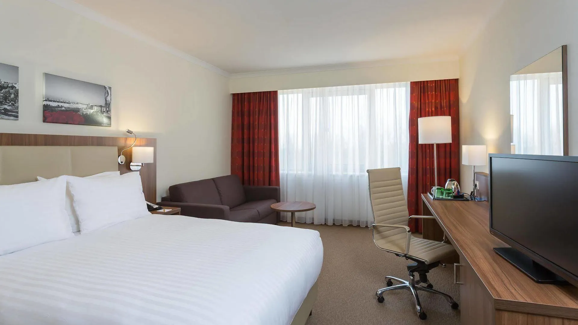 Hilton Garden Inn Vienna South