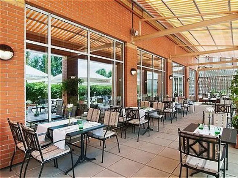 فندق Hilton Garden Inn Vienna South