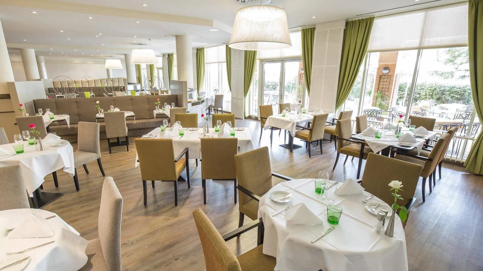 Hilton Garden Inn Vienna South 4*,  النمسا